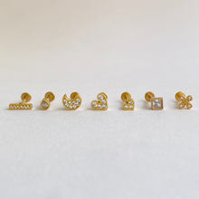 Cargar imagen en el visor de la galería, Colección de piercings dorados con circonitas blancas
